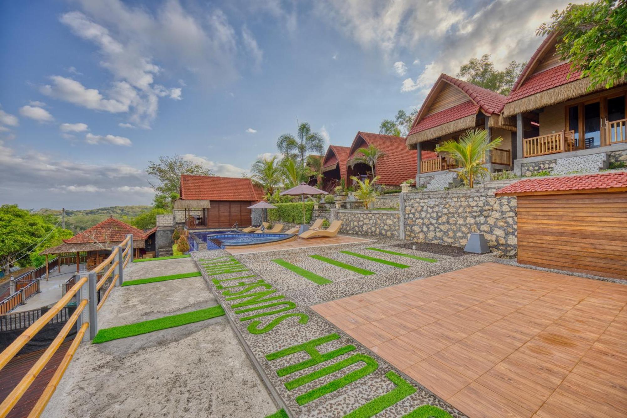 Hotel Sebuluh Sunset Hill Batumadeg Exterior foto